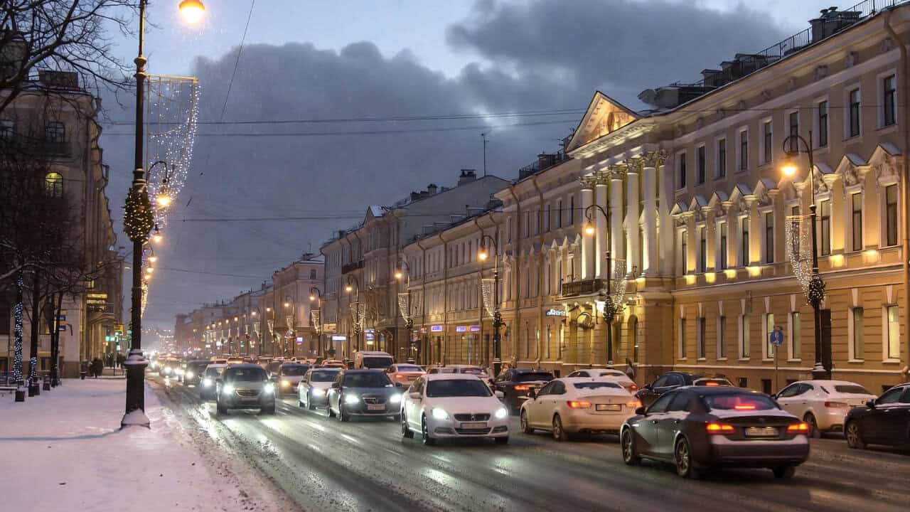 Как пережить новогодние пробки: маршруты, лайфхаки и немного волшебства